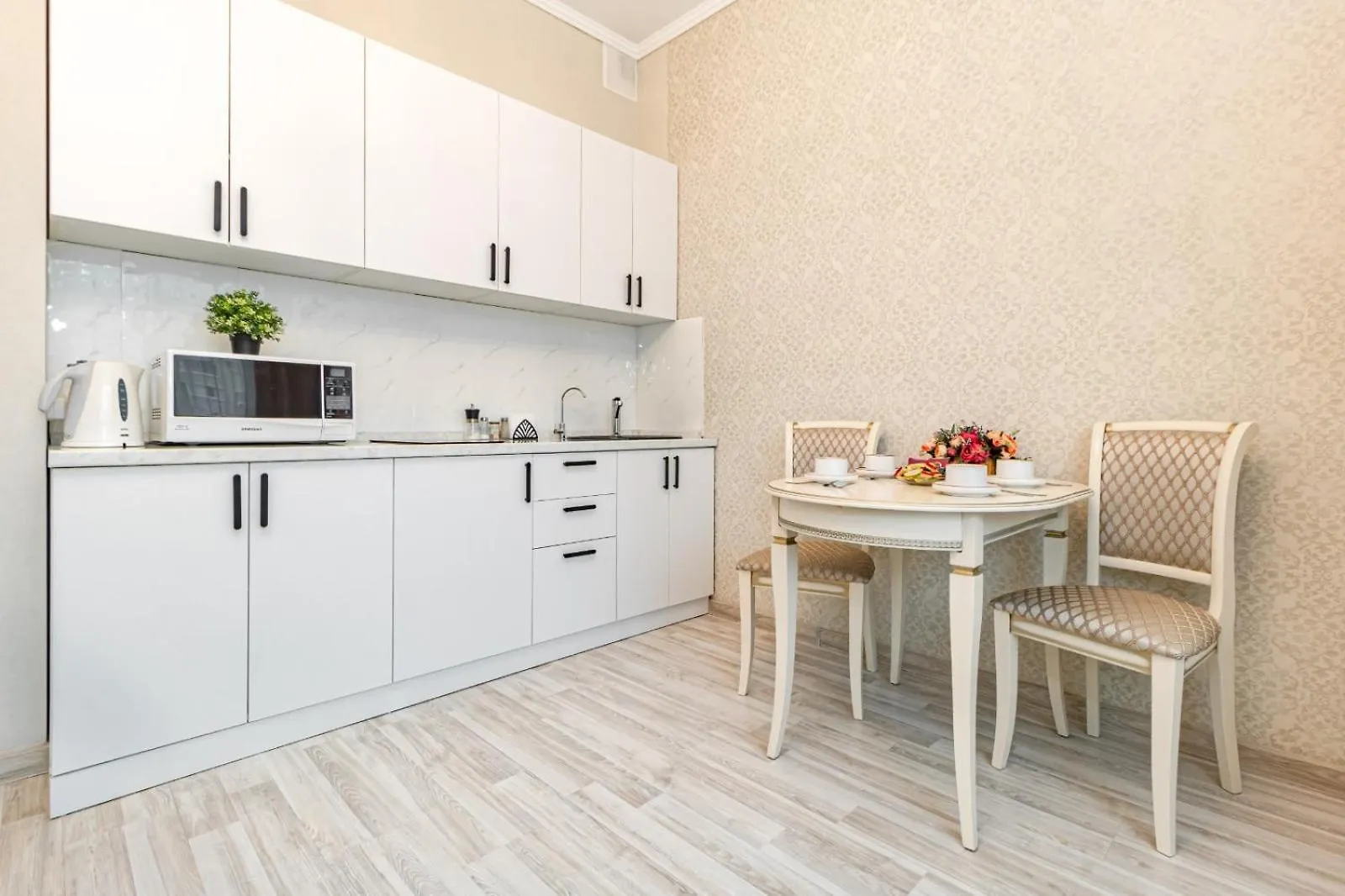 Уютные Апартаменты В Центре Столицы, Жк Авиценна 2 Nur-Sultan  0*, Nur-Sultan (Astana)